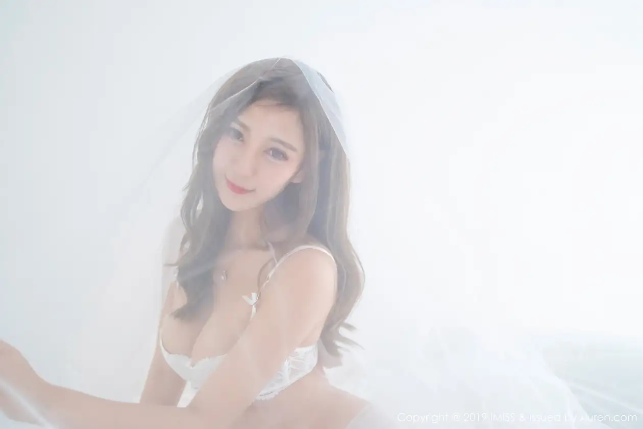 [爱蜜社] 2019.03.27 VOL.334 Cccil#[39P]-1