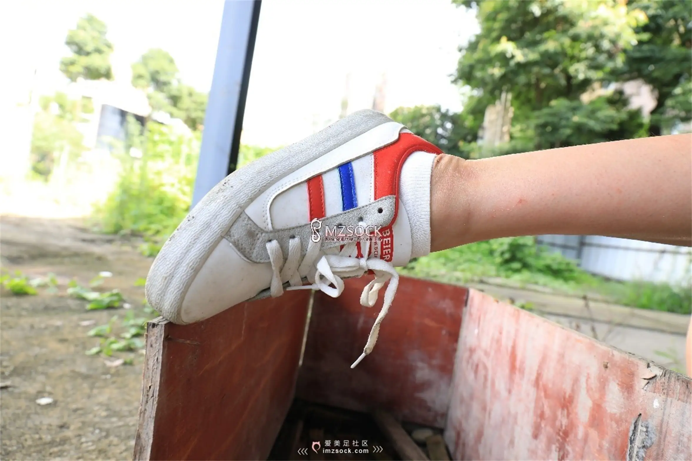 [爱美足] 爱美足 NO.049 悦悦#[74P]-1