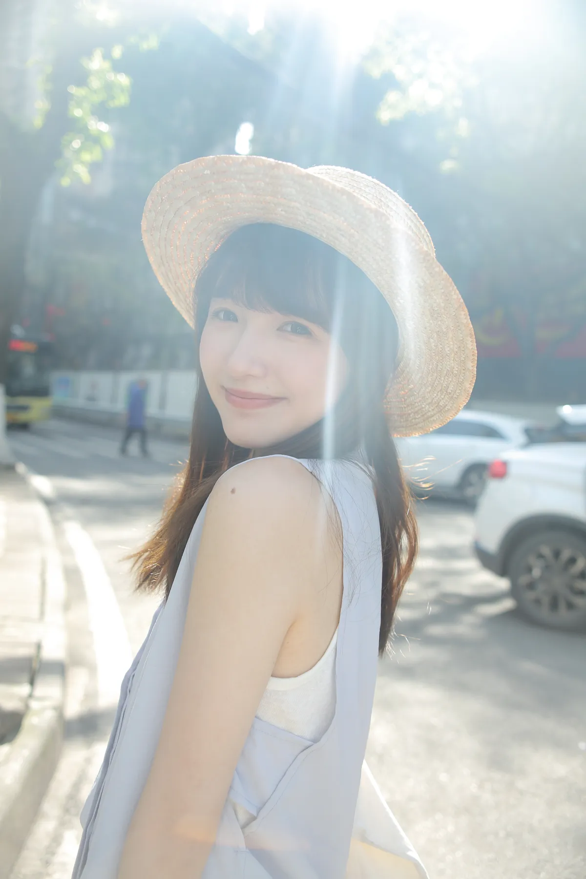 [艺图语] 2022.12.14 Vol.2679 – 青柠味的夏天 阳曦#[32P]-1