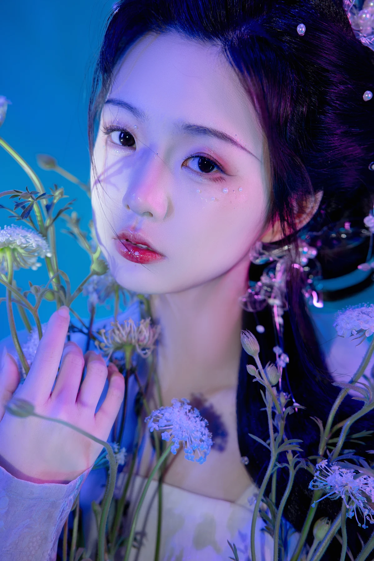[艺图语] 2023.01.10 Vol.2885 – 她是那一抹蓝 怀里猫ovo#[23P]-7