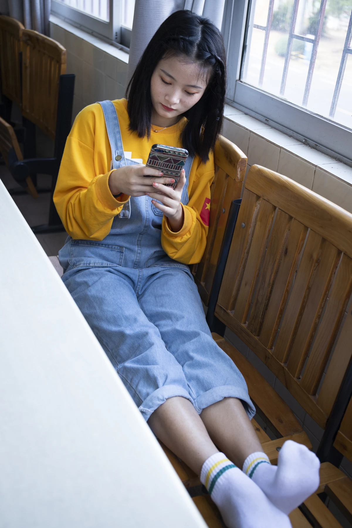 [爱美足] NO.019 刁钻的角度 四川妹子琳琳教室秀美脚 南国足艺#[121P]-5