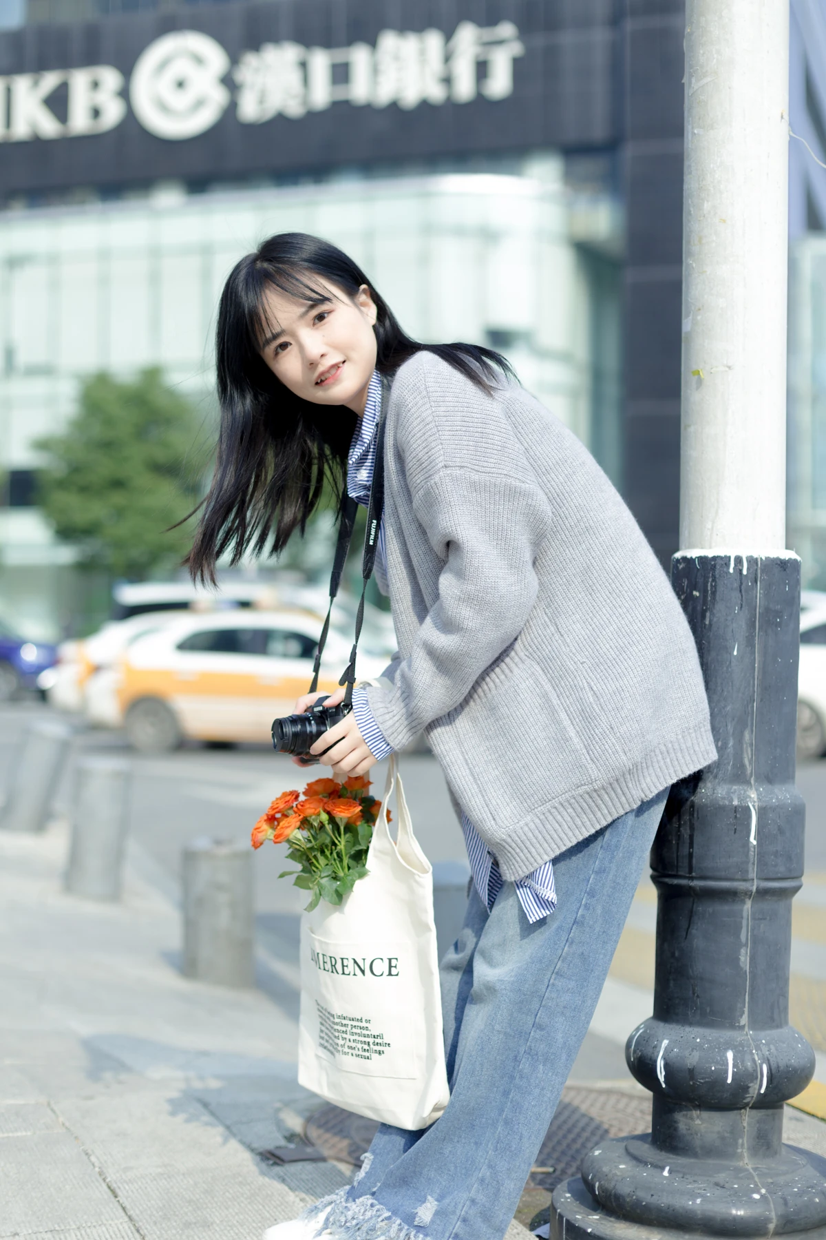 [艺图语] 2023.02.01 Vol.2943 面包和鲜花 小怡妹妹cute#[28P]-1