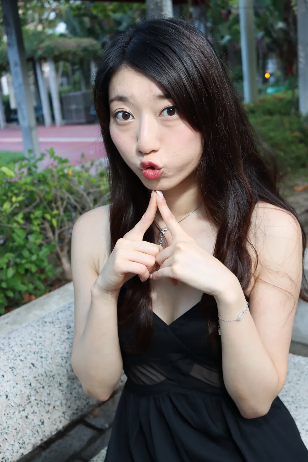 [爱美足] NO.106 吴小葵 公园黑色长裙 街拍#[61P]-5