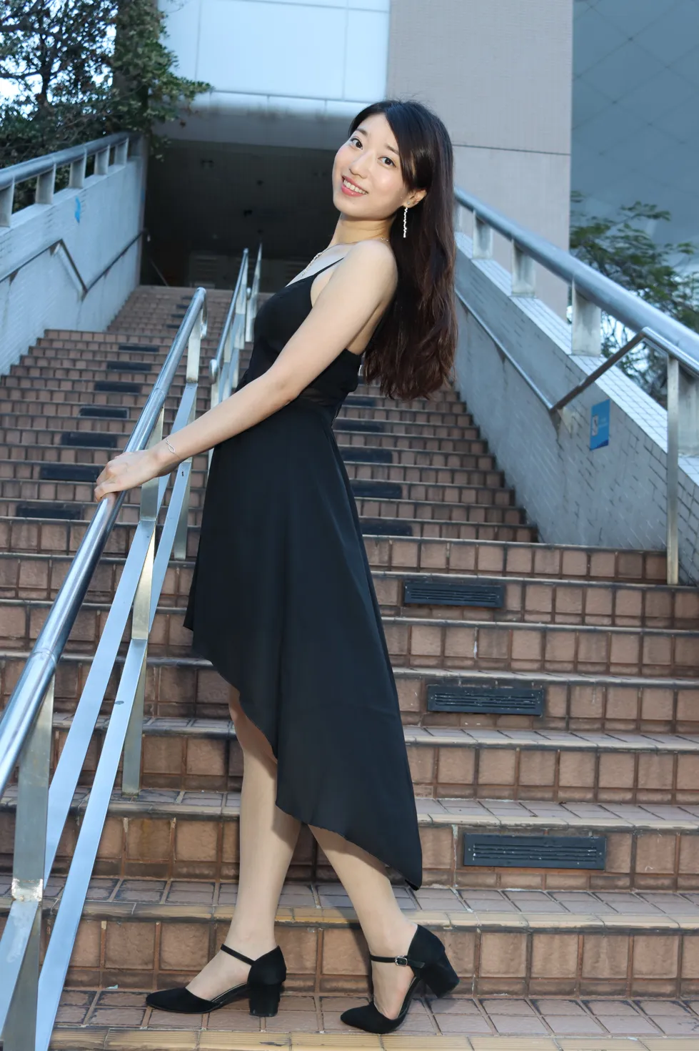 [爱美足] NO.106 吴小葵 公园黑色长裙 街拍#[61P]-1