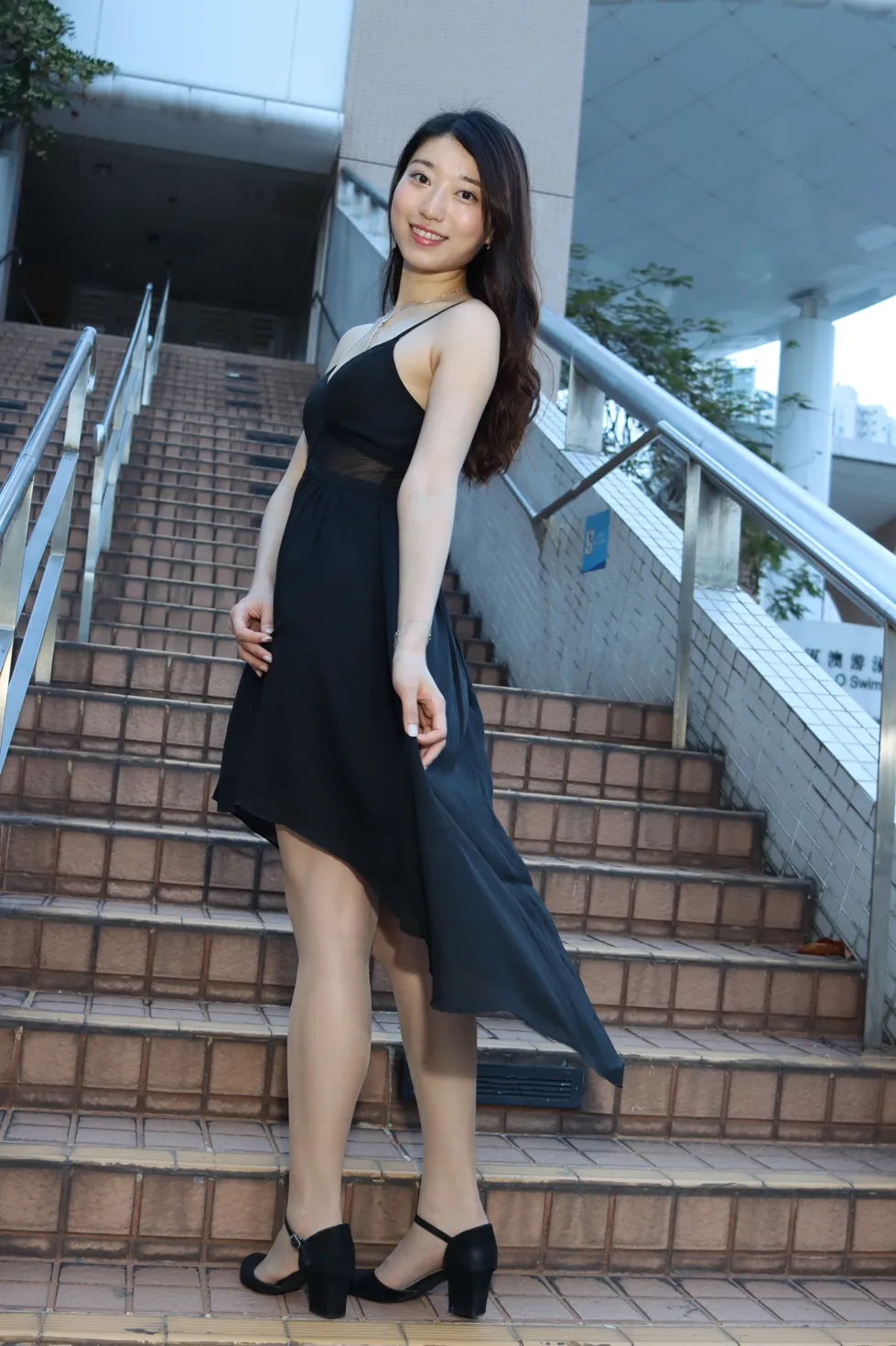 [爱美足] NO.106 吴小葵 公园黑色长裙 街拍#[61P]-9