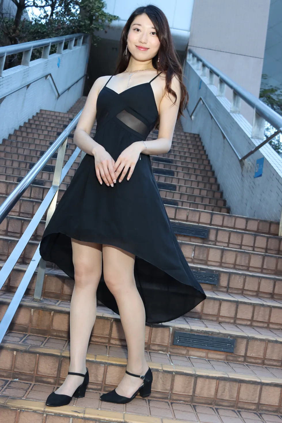 [爱美足] NO.106 吴小葵 公园黑色长裙 街拍#[61P]-1