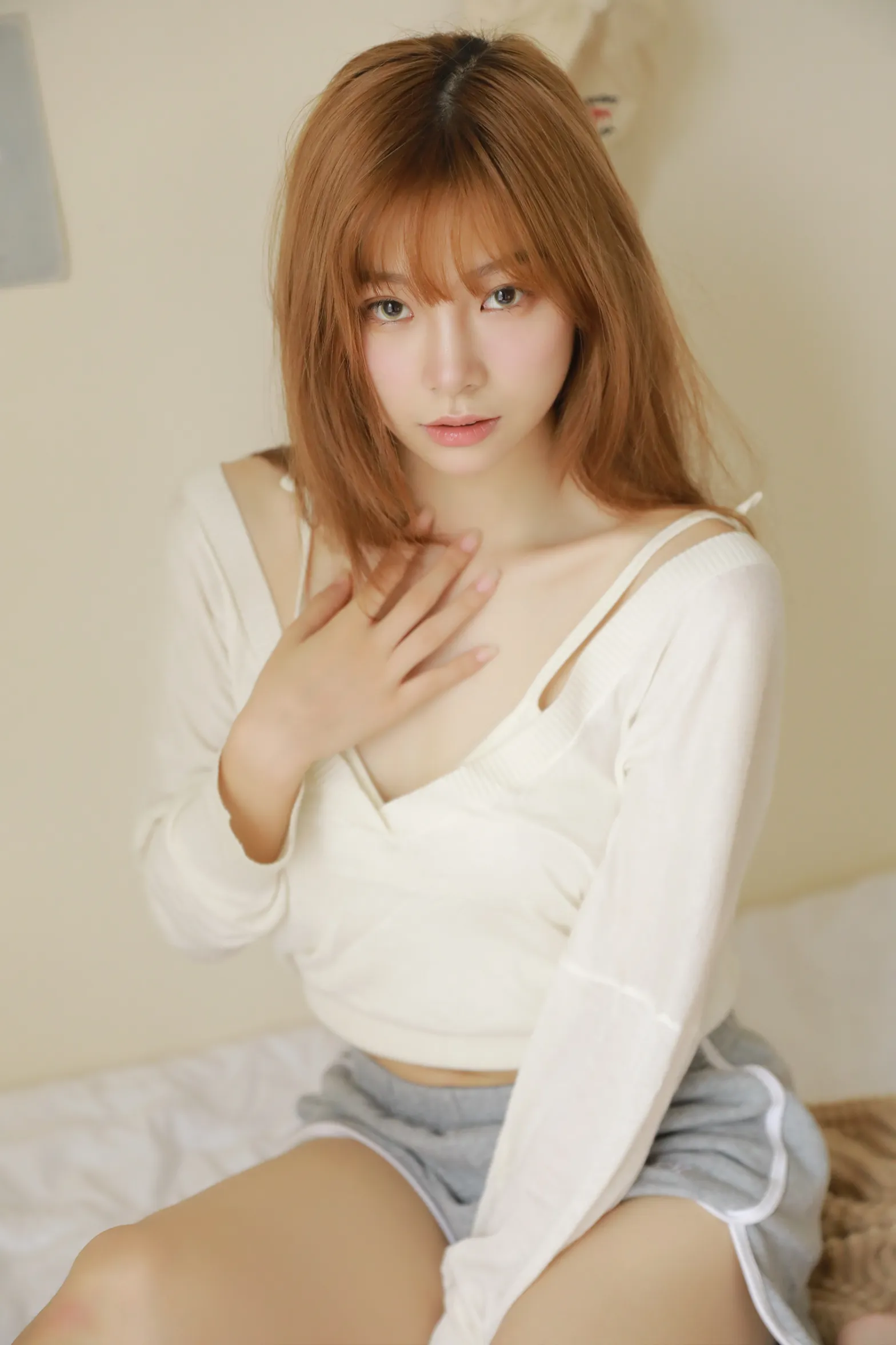 [艺图语] 2022.12.07 Vol.2618 – 居家写真 桃芊鱼#[35P]-8