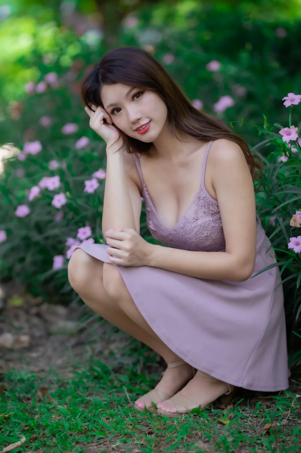 [爱美足] NO.195 张伦甄 吊带连衣裙丝袜凉高美腿 街拍#[24P]-9