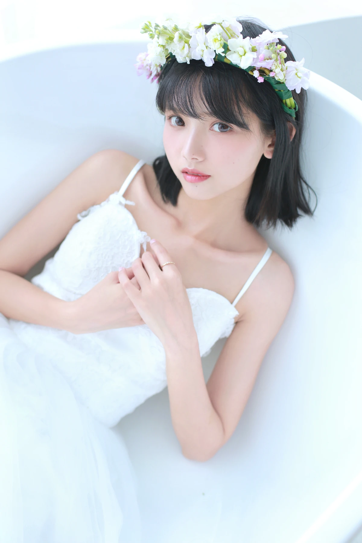 [艺图语] 2023.01.10 Vol.2880 – 花的嫁纱 猫梓子#[22P]-6