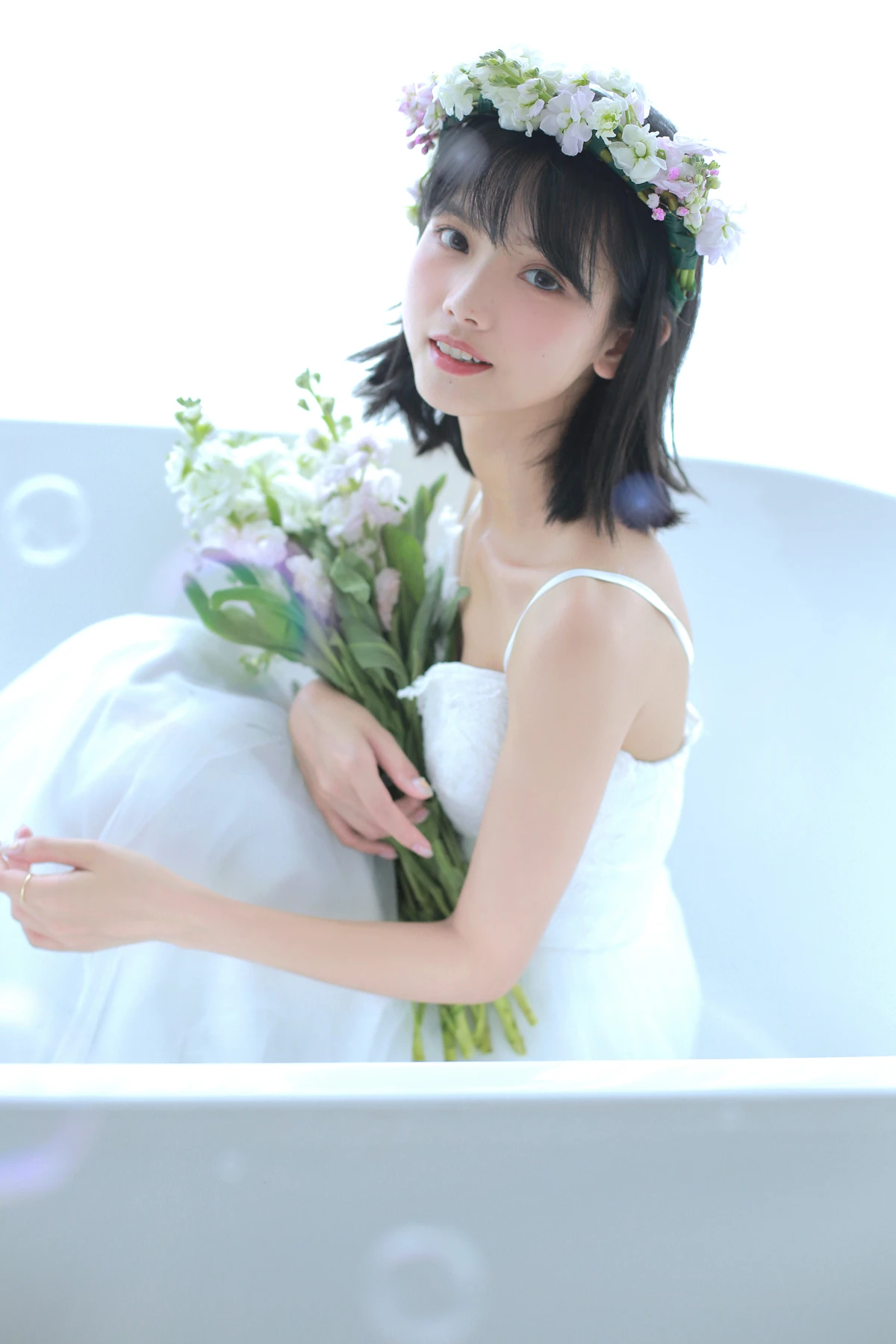 [艺图语] 2023.01.10 Vol.2880 – 花的嫁纱 猫梓子#[22P]-8