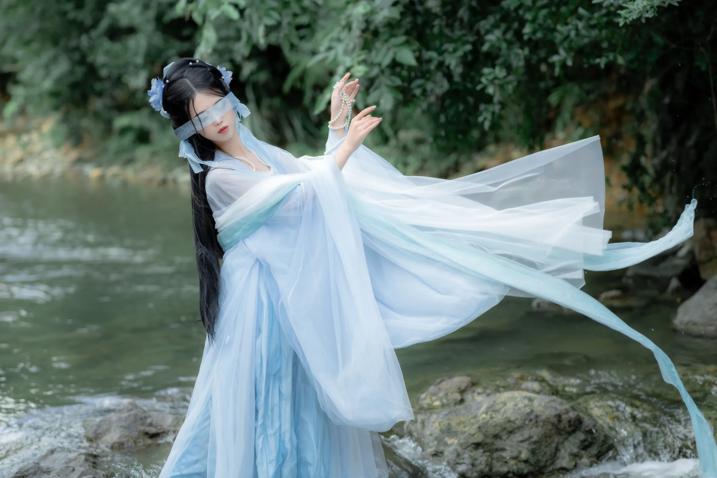 [艺图语] 2022.12.07 Vol.2622 – 小蚌精 Bllc#[21P]-6