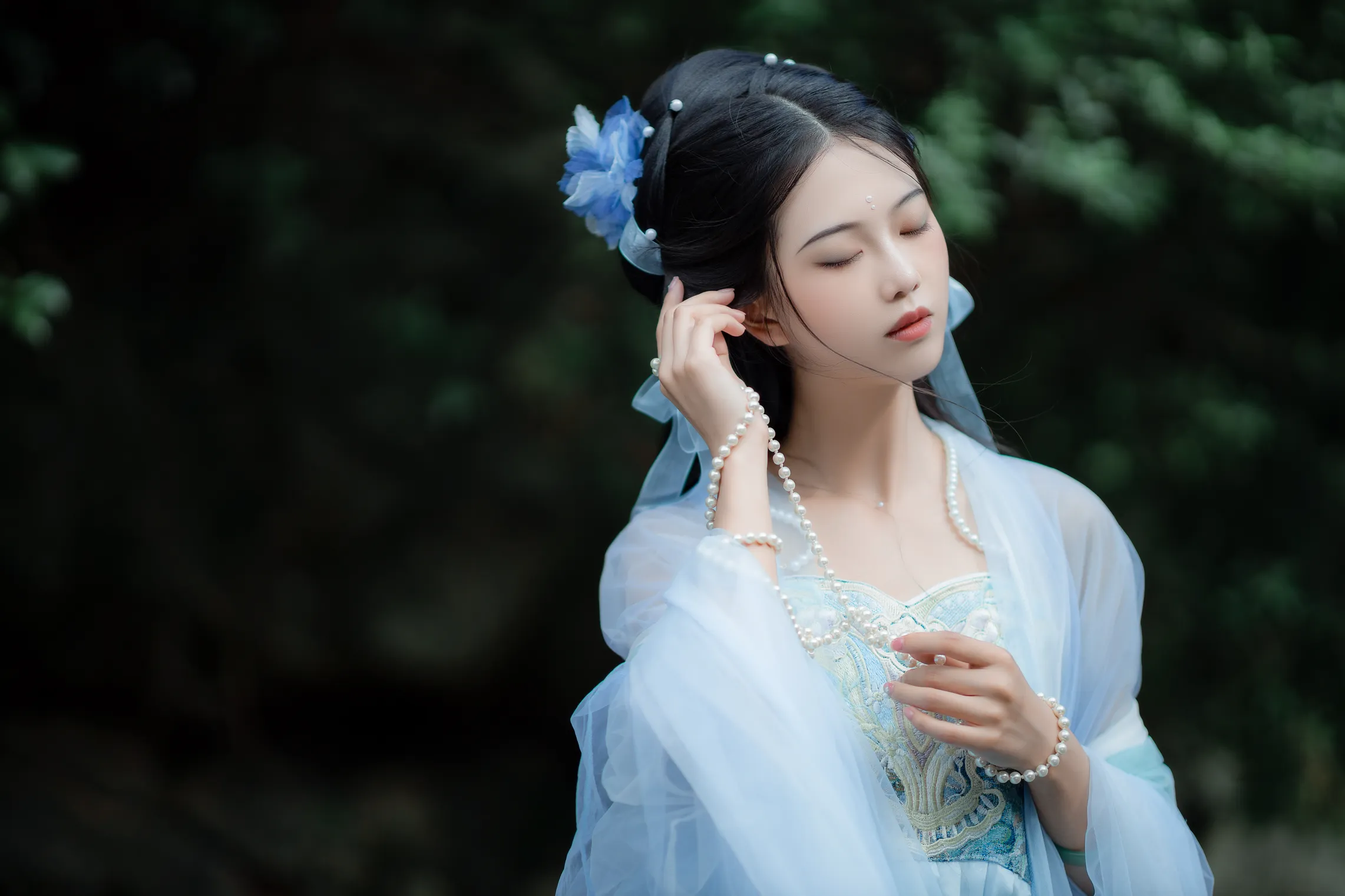 [艺图语] 2022.12.07 Vol.2622 – 小蚌精 Bllc#[21P]-5