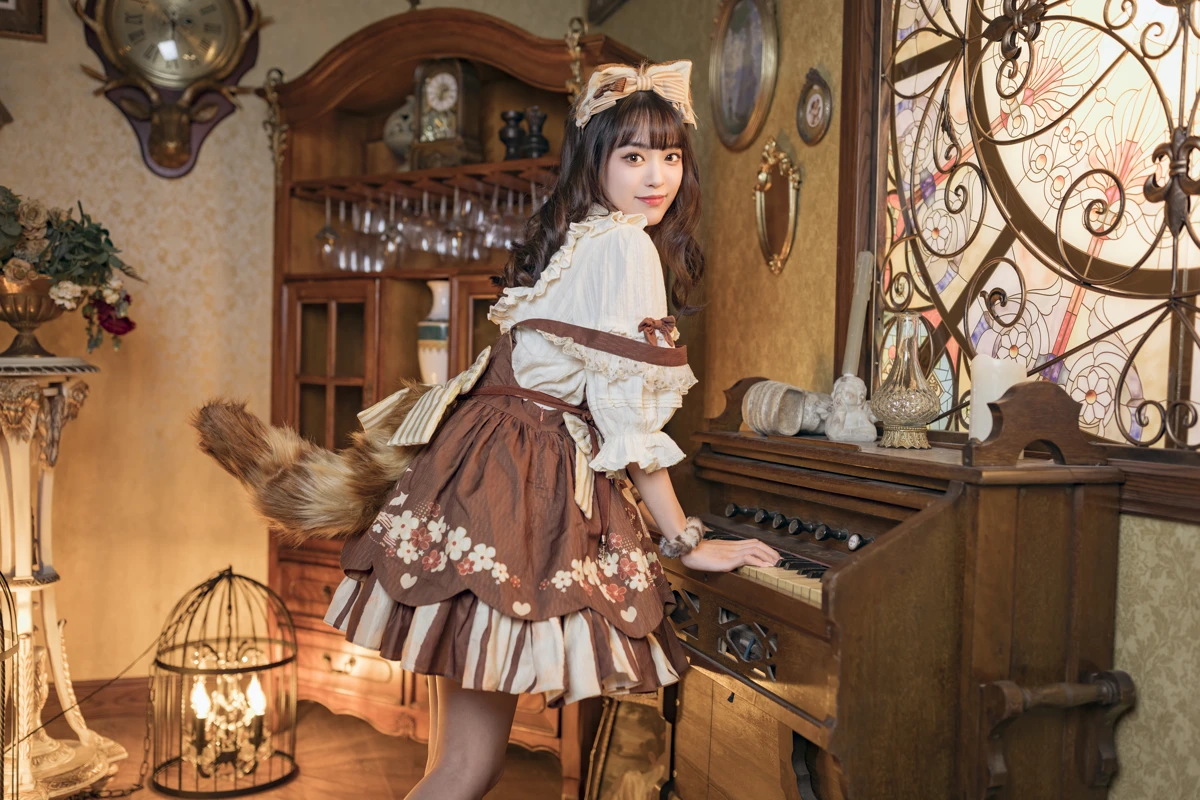 [艺图语] 2022.12.19 Vol.2714 – 猫系少女 酱酱#[22P]-10