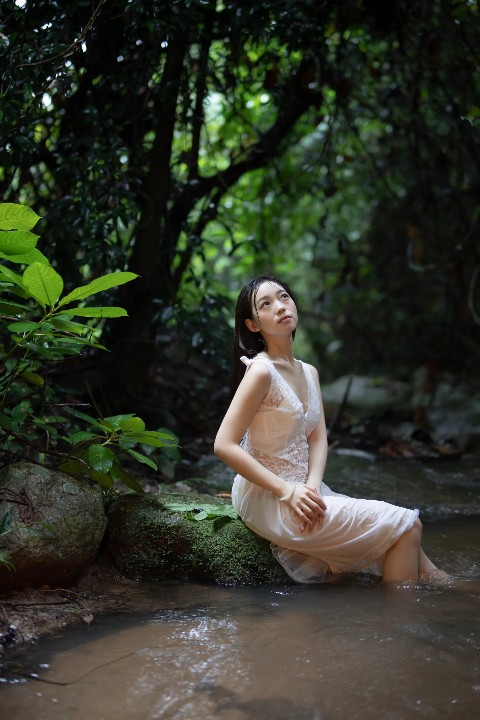 [艺图语] 2022.12.01 Vol.2574 – 溪水流光 QQ#[45P]-7
