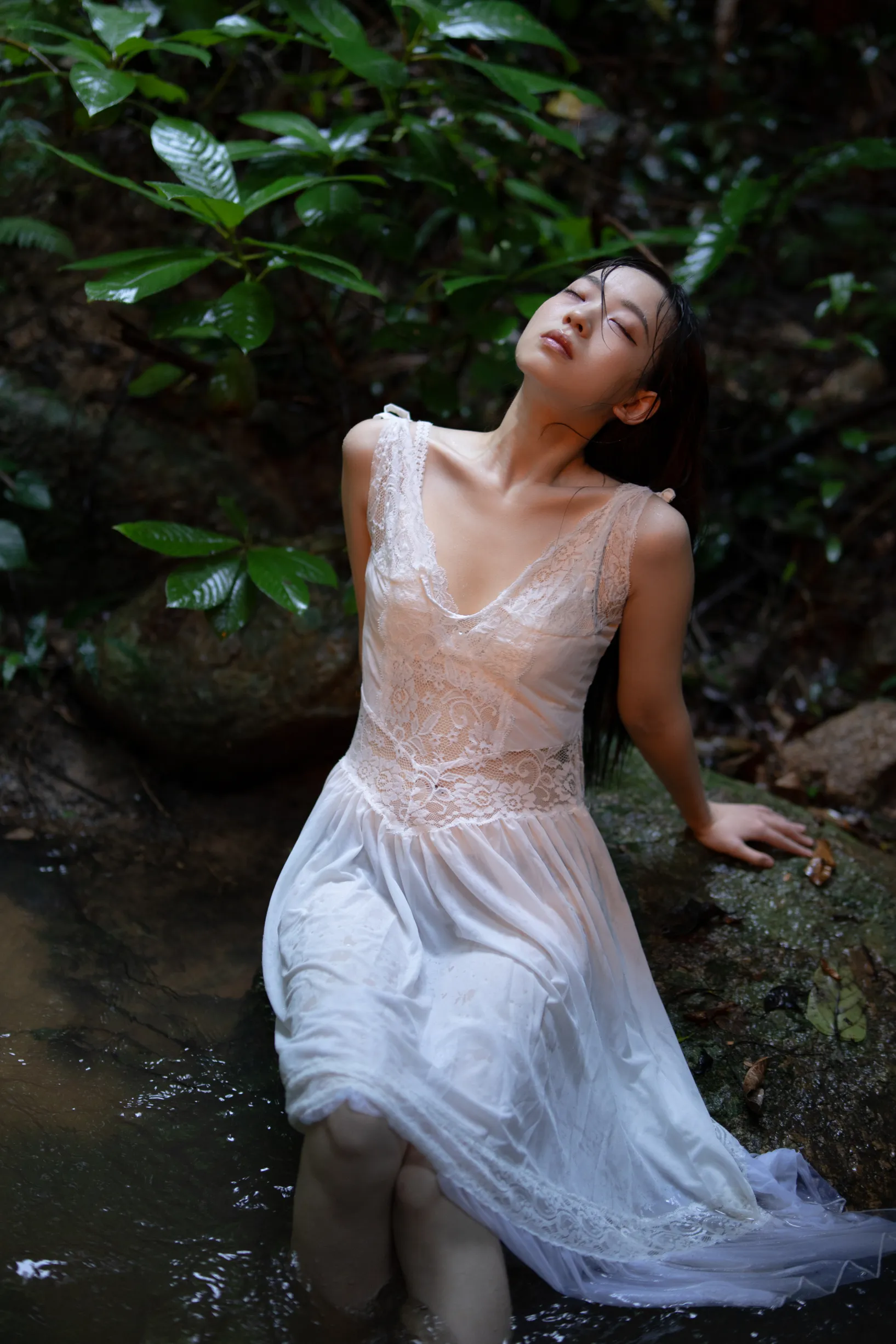 [艺图语] 2022.12.01 Vol.2574 – 溪水流光 QQ#[45P]-3