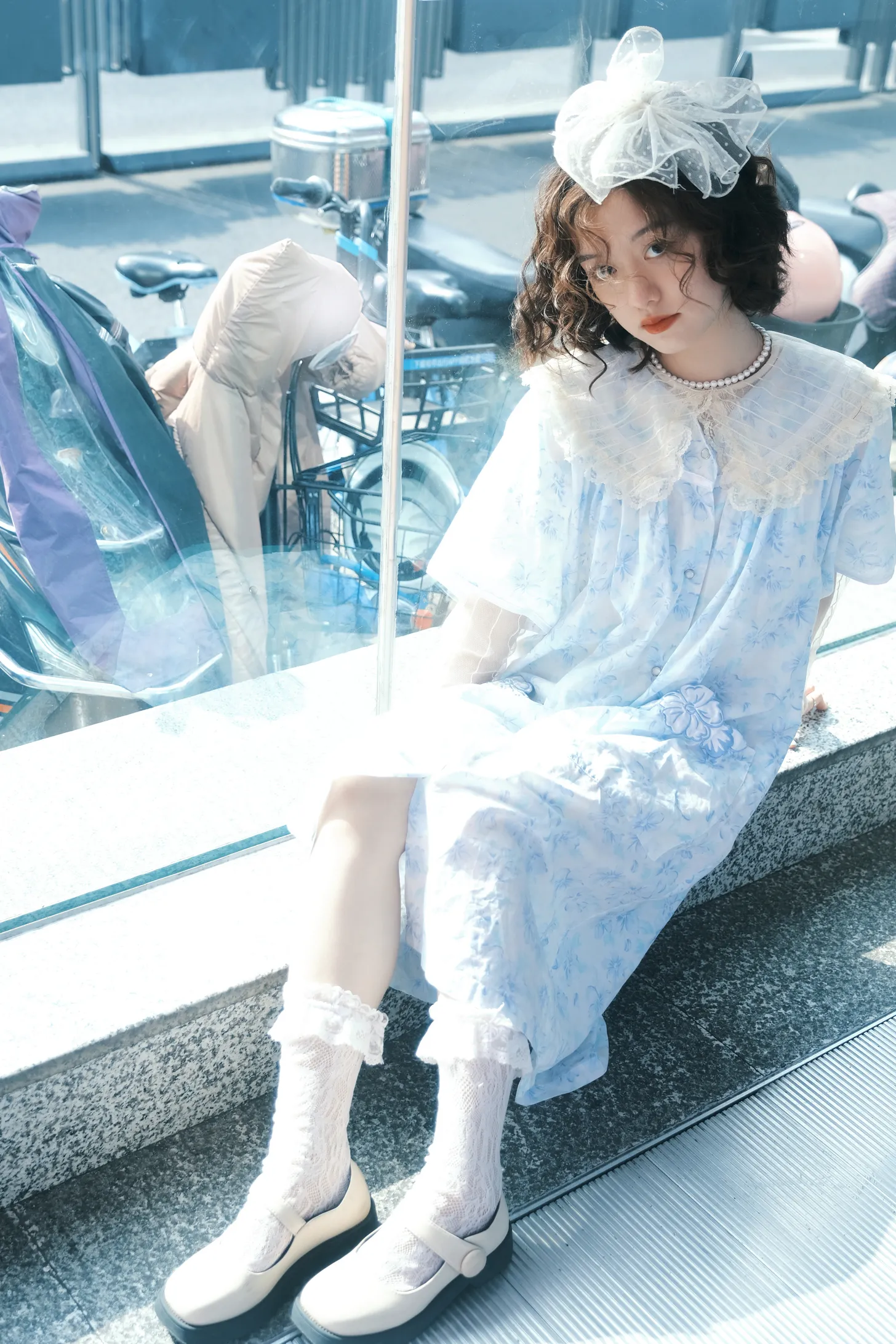 [艺图语] 2022.12.09 Vol.2633 – 爱丽丝漫游城市 馨馨#[23P]-8