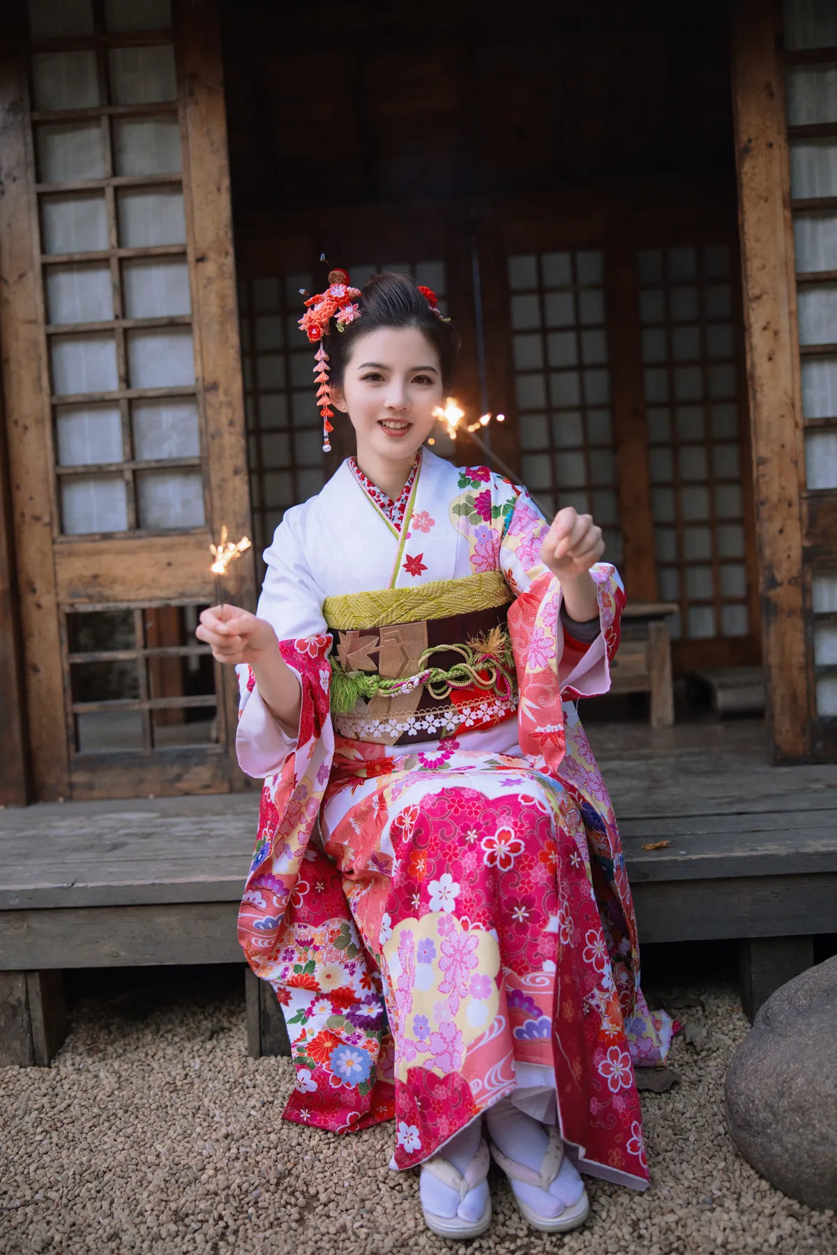 [艺图语] 2022.12.12 Vol.2661 – 和服少女 Dtifa丁小妮#[39P]-2