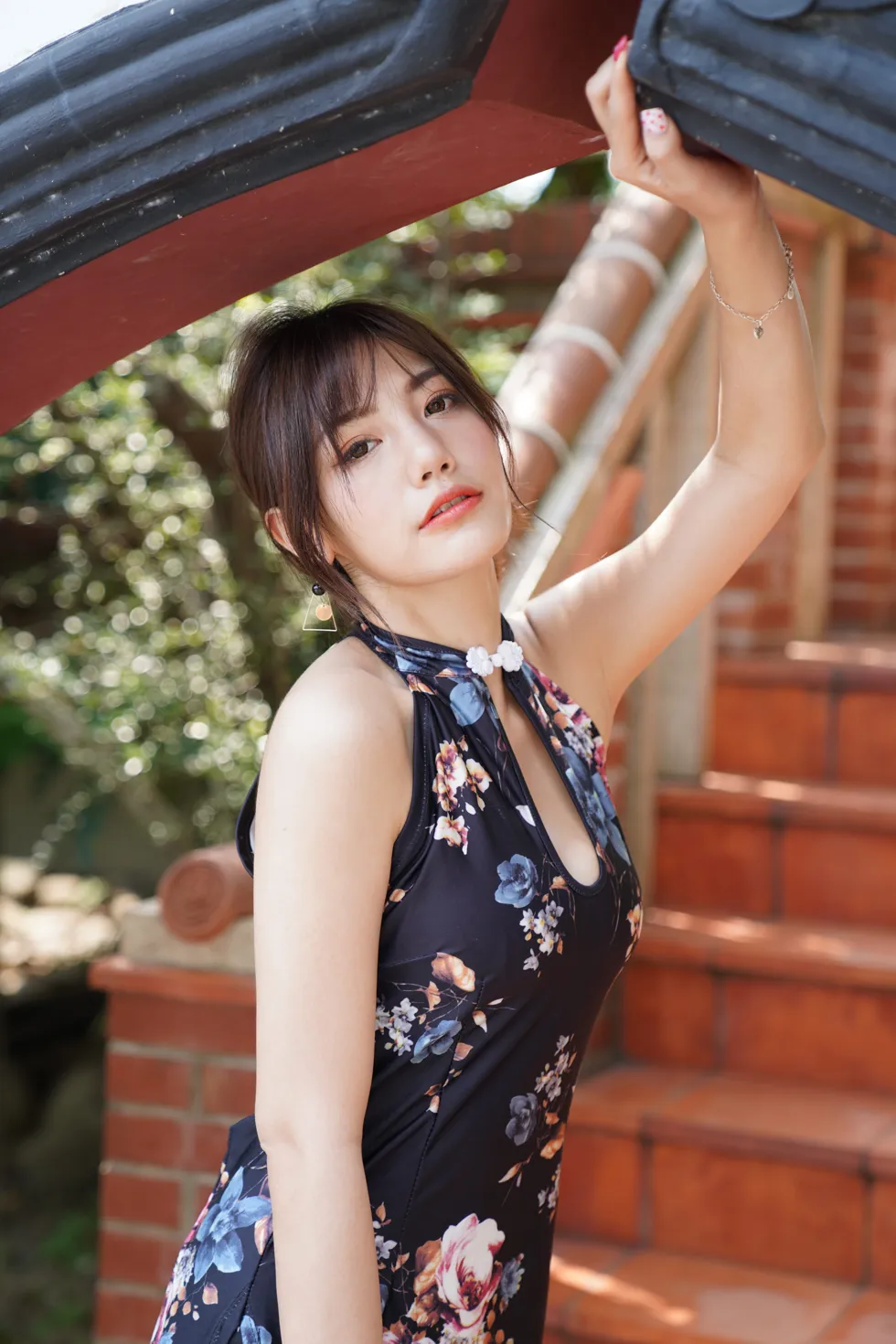 [爱美足] NO.104 陈葳 蓝花短旗袍高跟美腿 街拍#[117P]-1