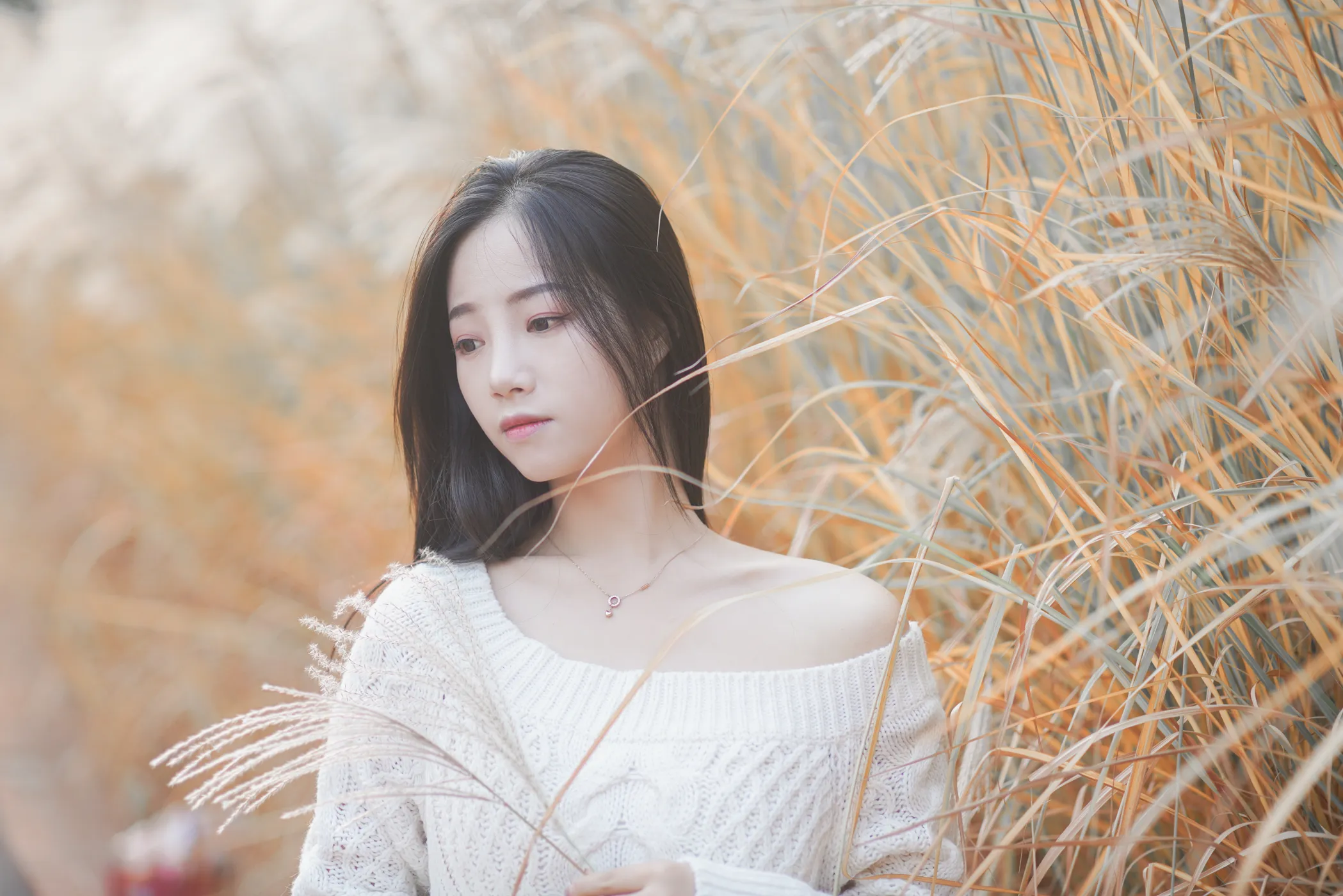 [艺图语] 2022.12.09 Vol.2634 – 藏在芦苇荡中的温柔 兮兮#[26P]-5