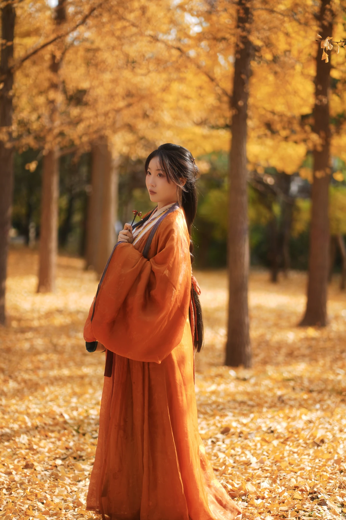 [艺图语] 2022.12.17 Vol.2699 – 金秋 人间小白龙#[25P]-4