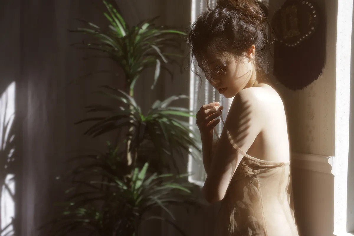 [艺图语] 2022.12.14 Vol.2675 – 光影 33#[24P]-5