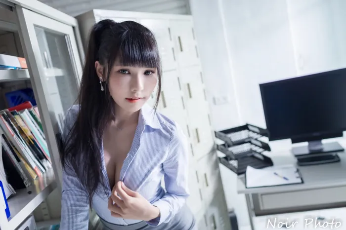 [爱美足] NO.072  依霜 OL黑丝 高跟美腿外拍 街拍#[37P]-9