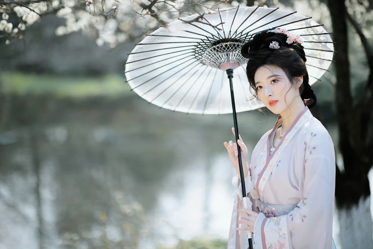 [艺图语] 2023.03.08 Vol.3022 初春探梅 明姝菜菜#[46P]-6
