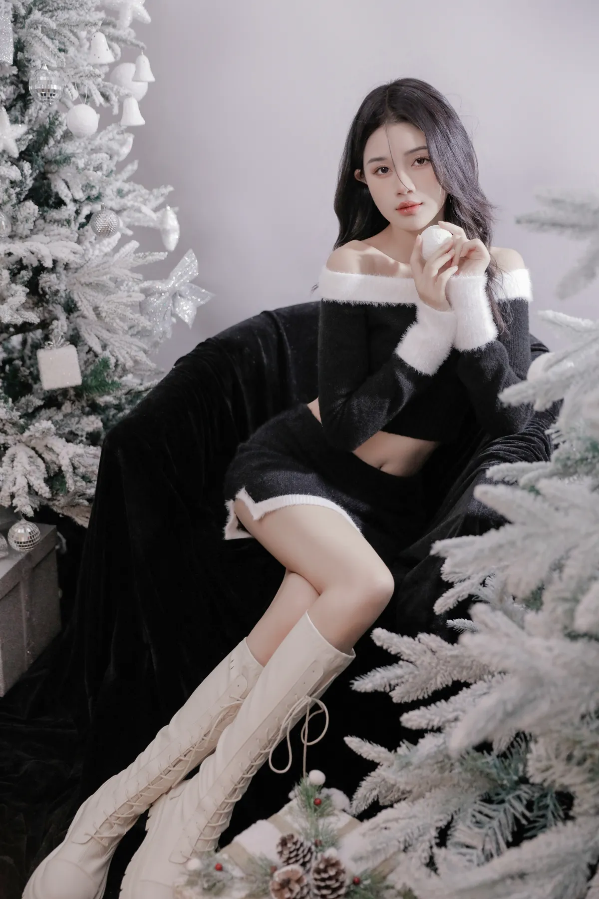 [艺图语] 2022.12.11 Vol.2653 – 圣诞少女 馨瑶XINYAO#[25P]-7