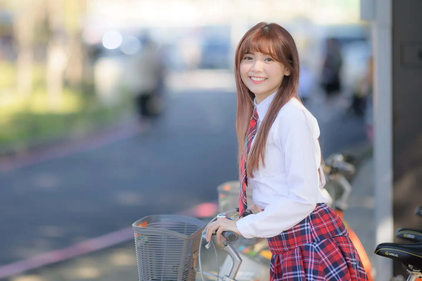 [爱美足] NO.233 学生制服高跟 街拍#[105P]-1