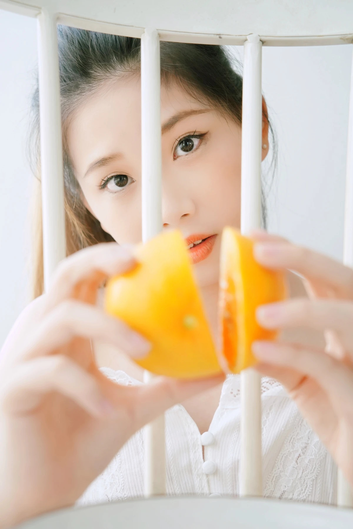 [艺图语] 2022.12.16 Vol.2694 – 淘气的小橙子 小怡#[25P]-8