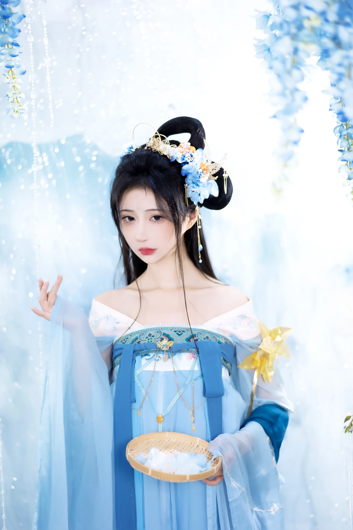 [艺图语] 2023.02.08 Vol.3001 枕边书 -绮罗生的小苏苏-#[26P]-3