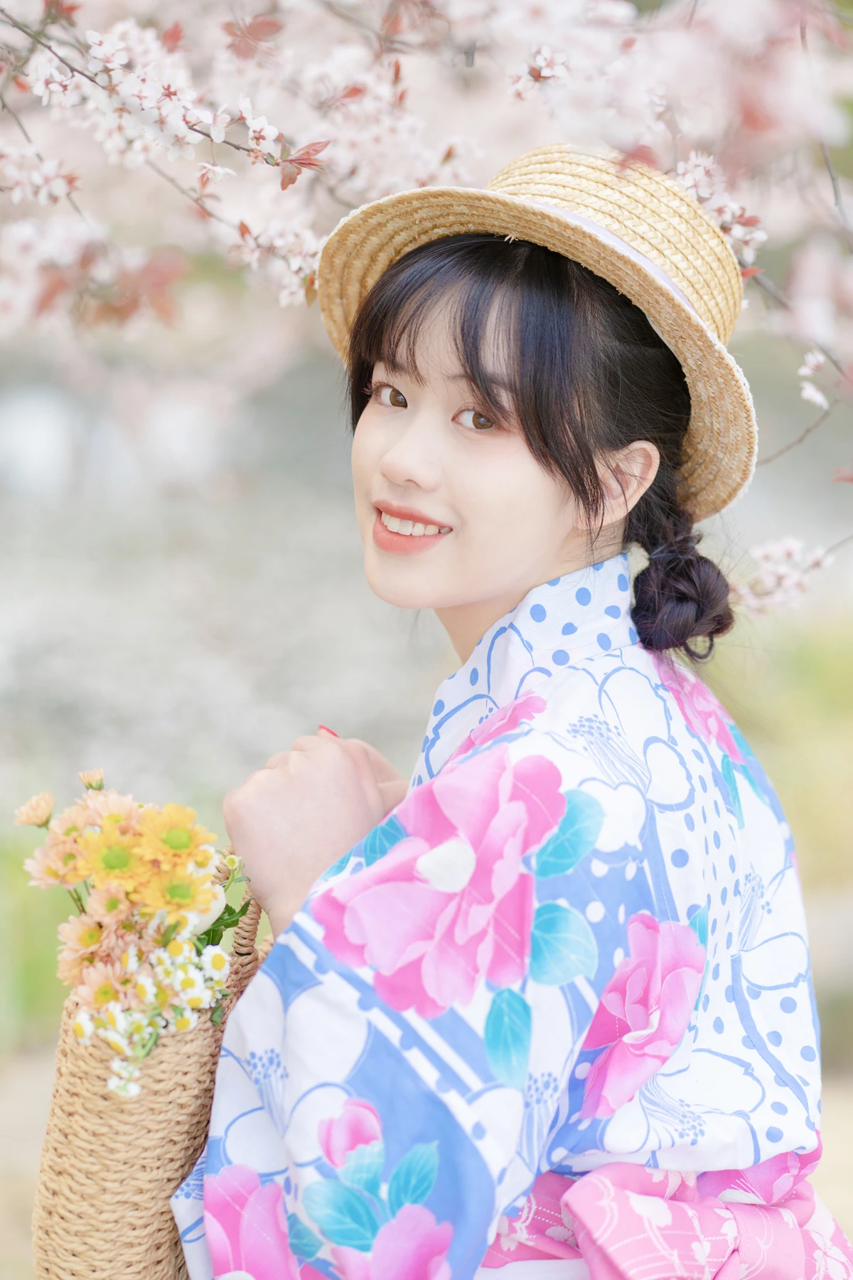 [艺图语] 2023.02.08 Vol.2995 春日花和服 泉泉#[32P]-10