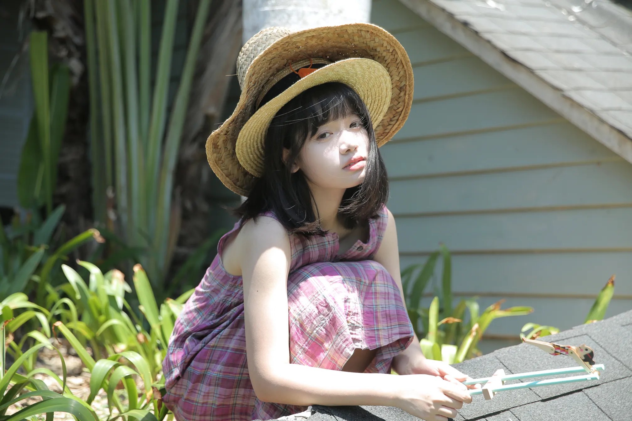 [艺图语] 2022.12.07 Vol.2624 – 慵懒的夏日气息 叛逆的捡捡唯#[22P]-1