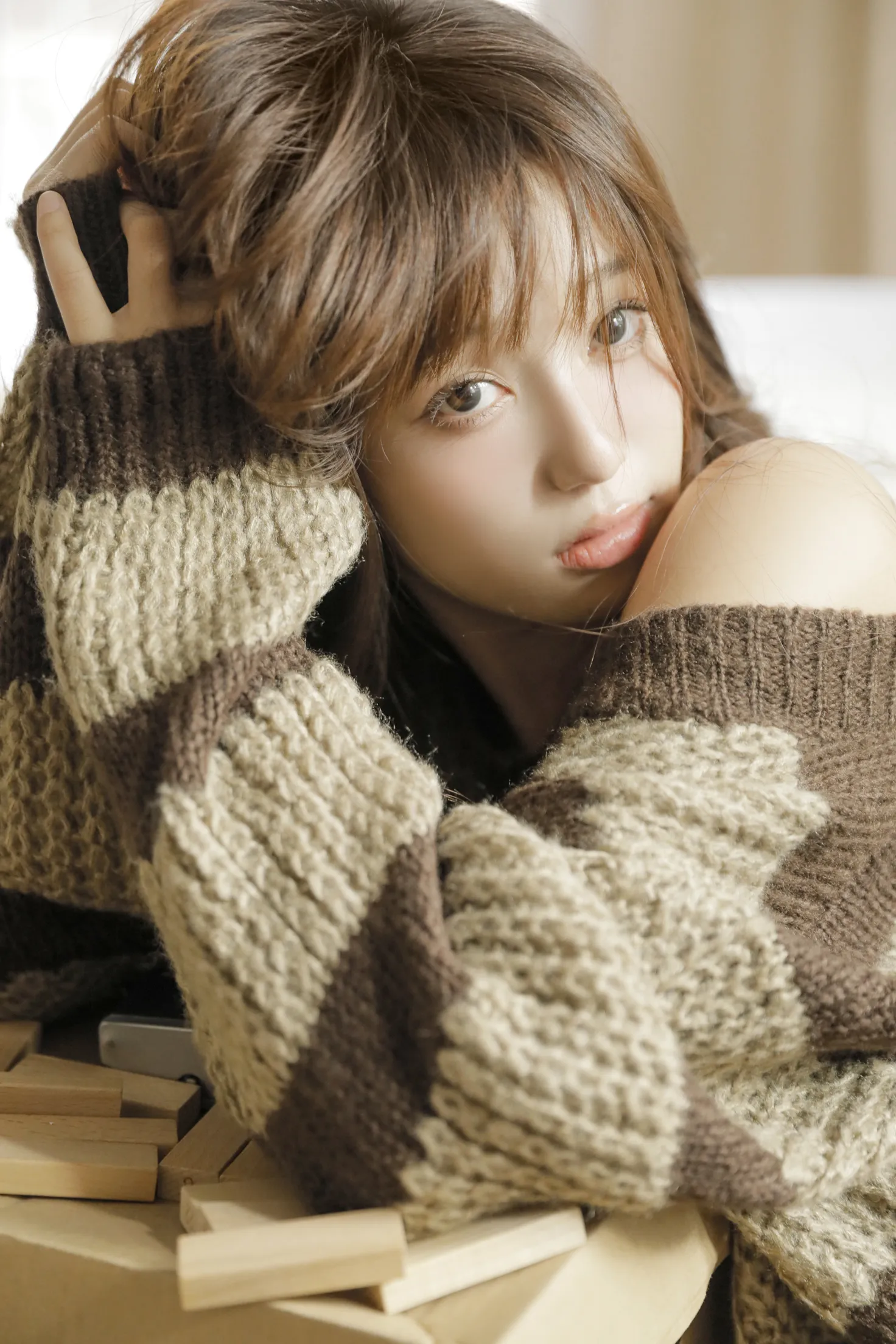 [艺图语] 2022.12.05 Vol.2606 – 咖色系的秋天 郑湘湘#[22P]-4