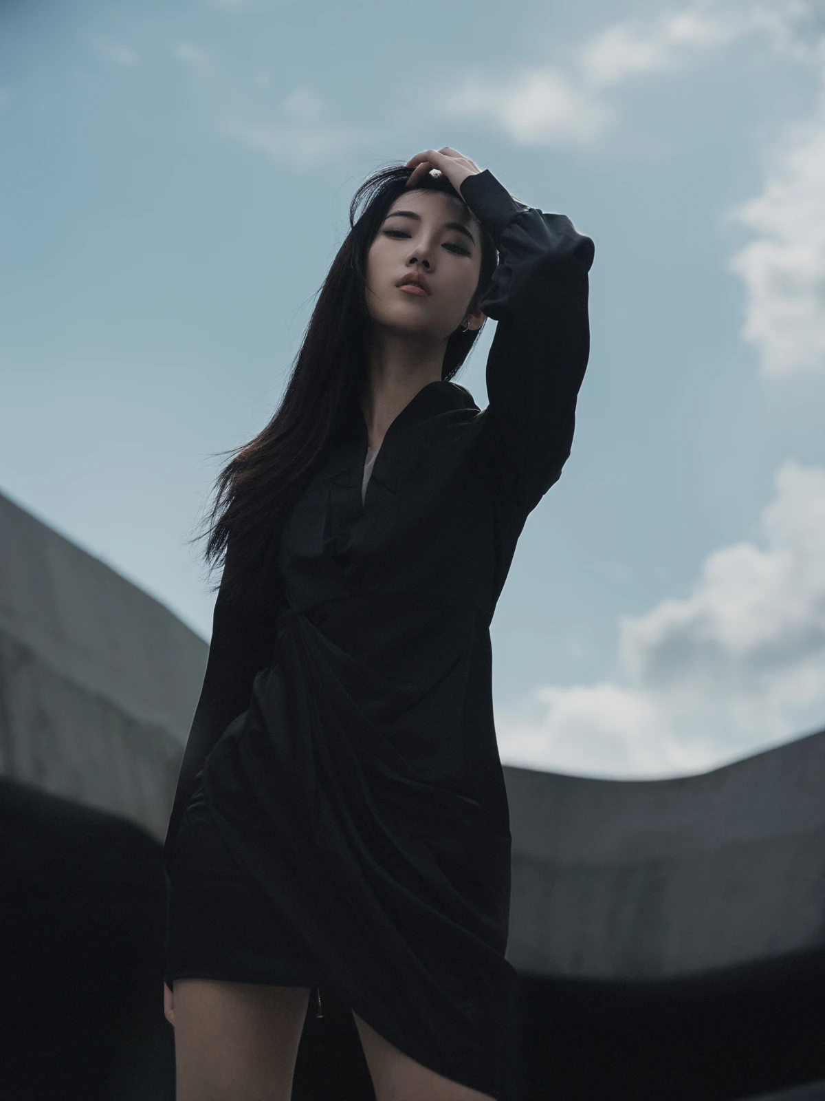 [艺图语] 2022.12.16 Vol.2692 – 黑与白 阿万#[46P]-1