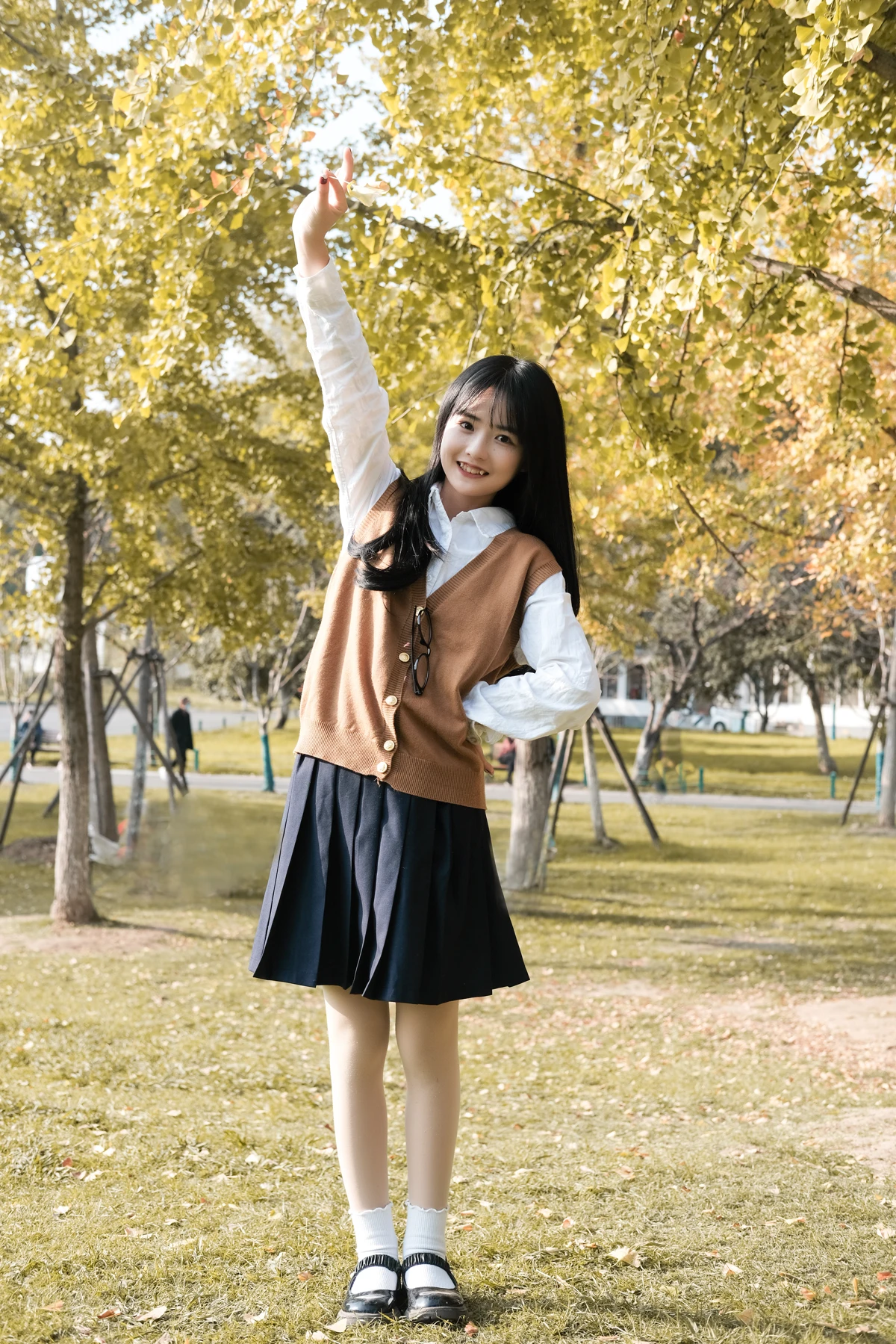 [艺图语] 2023.01.12 Vol.2897 秋游进行时 小怡妹妹cute#[36P]-4