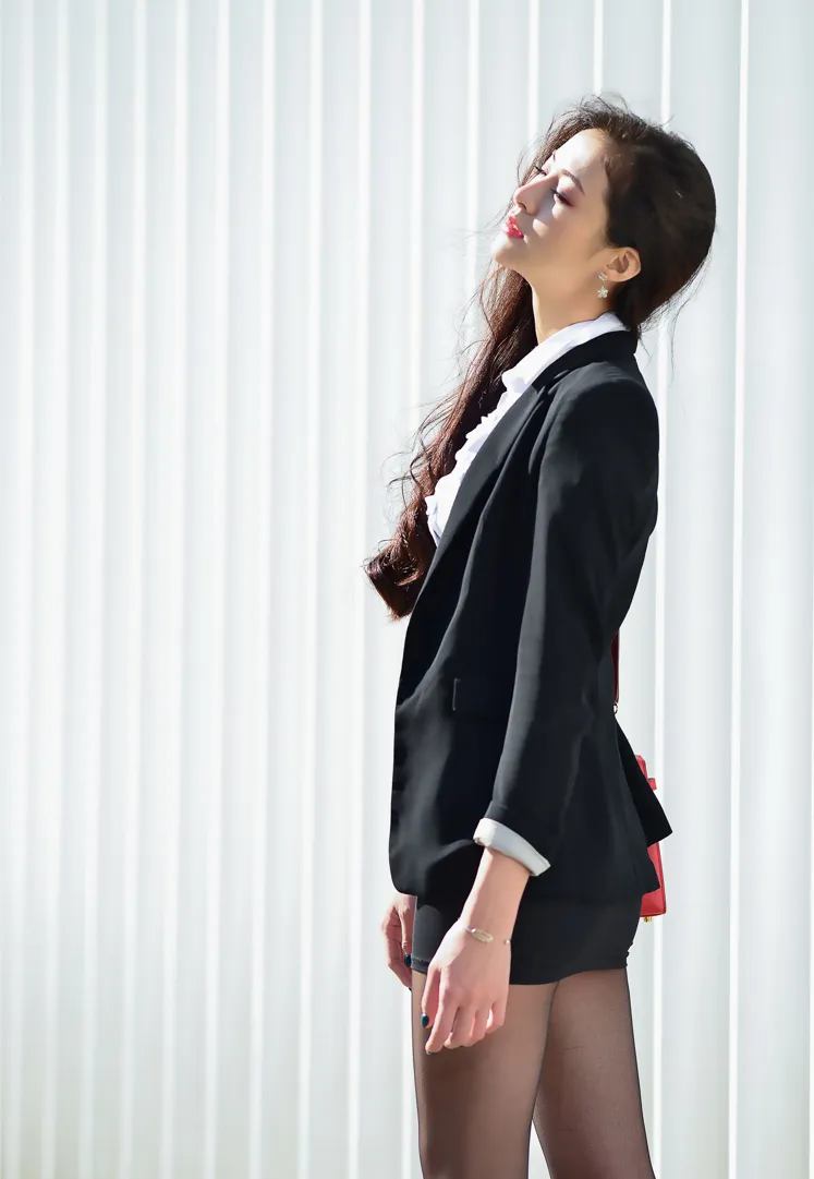 [爱美足] NO.146 Lola 雪岑 OL黑丝高跟美腿 街拍#[105P]-1