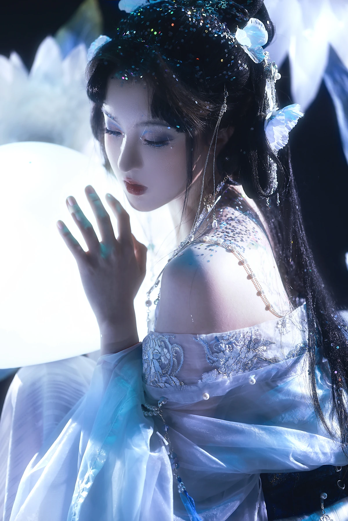 [艺图语] 2023.01.31 Vol.2938 月影 天晴后的樱花花#[22P]-1