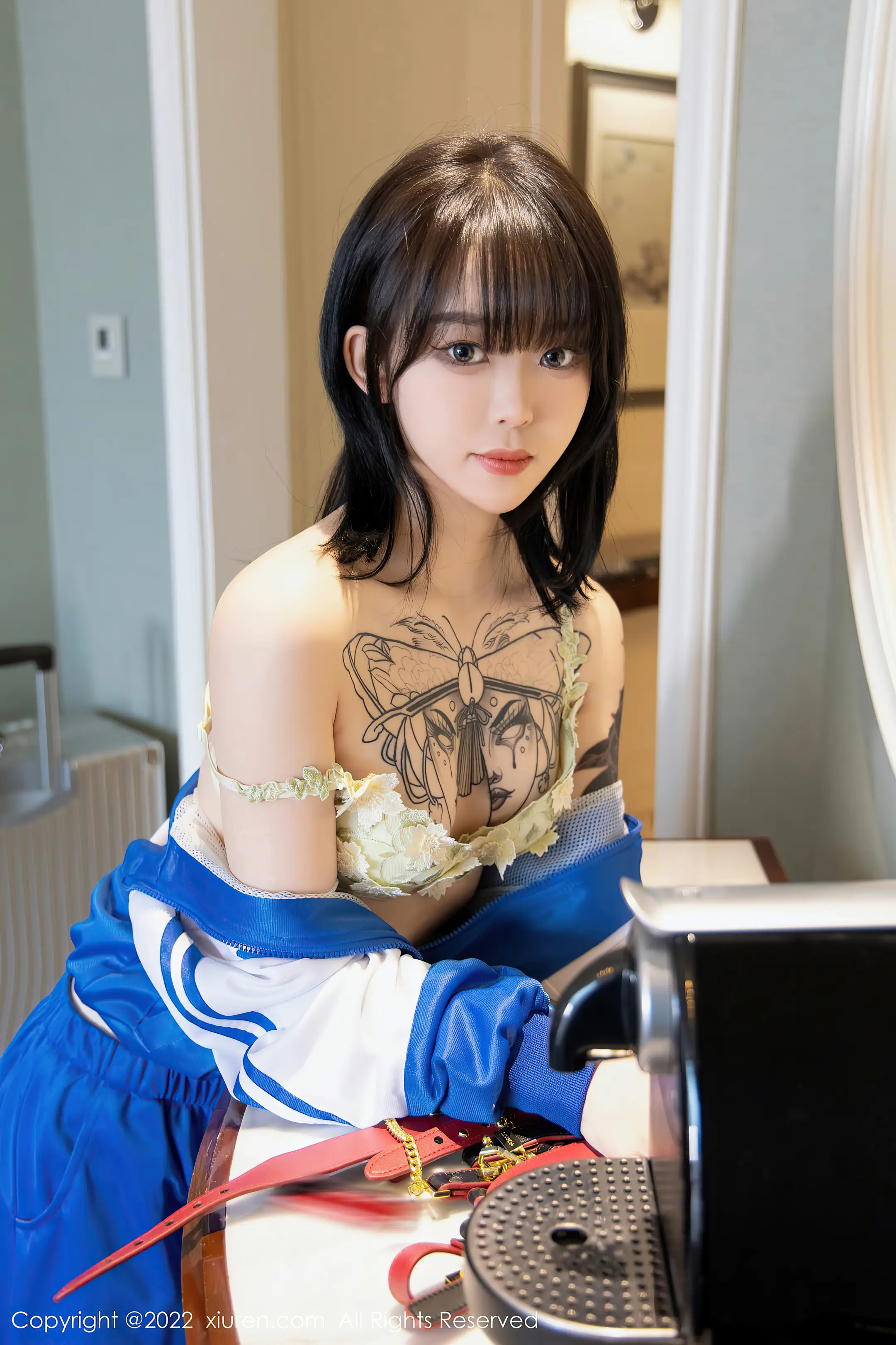 [秀人网] 2022.04.08 – NO.4838 奶瓶.#[71P]-1