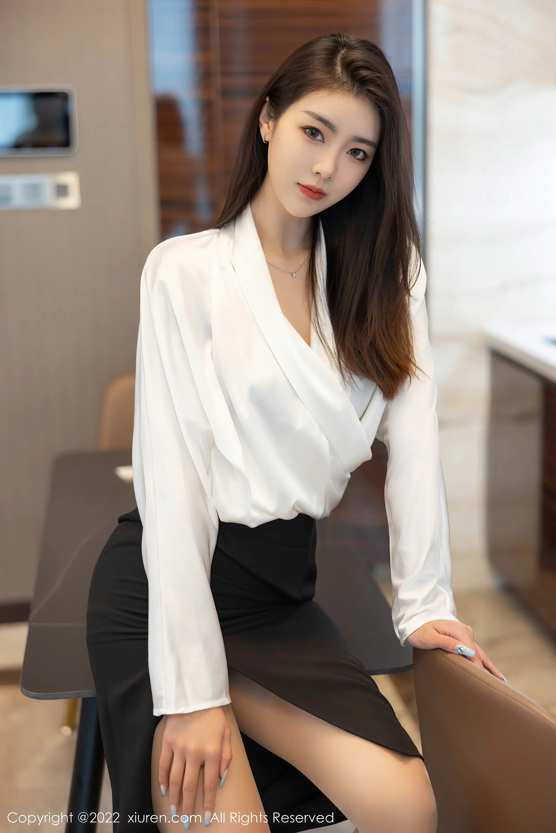 [秀人网] 2022.04.14 – NO.4869 可樂Vicky#[71P]-1