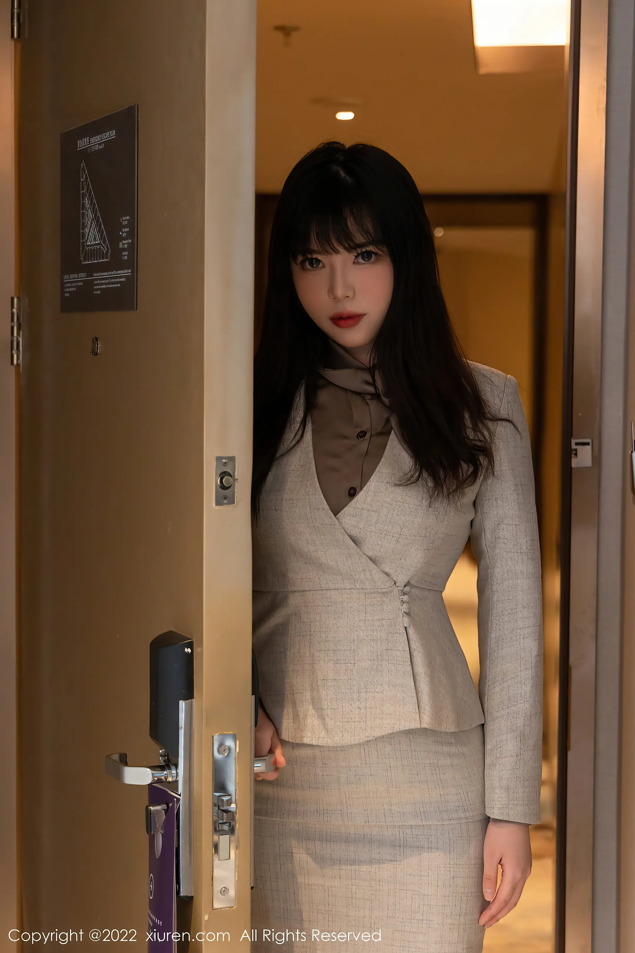 [秀人网] 2022.03.09 – NO.4689 Arude薇薇#[98P]-2
