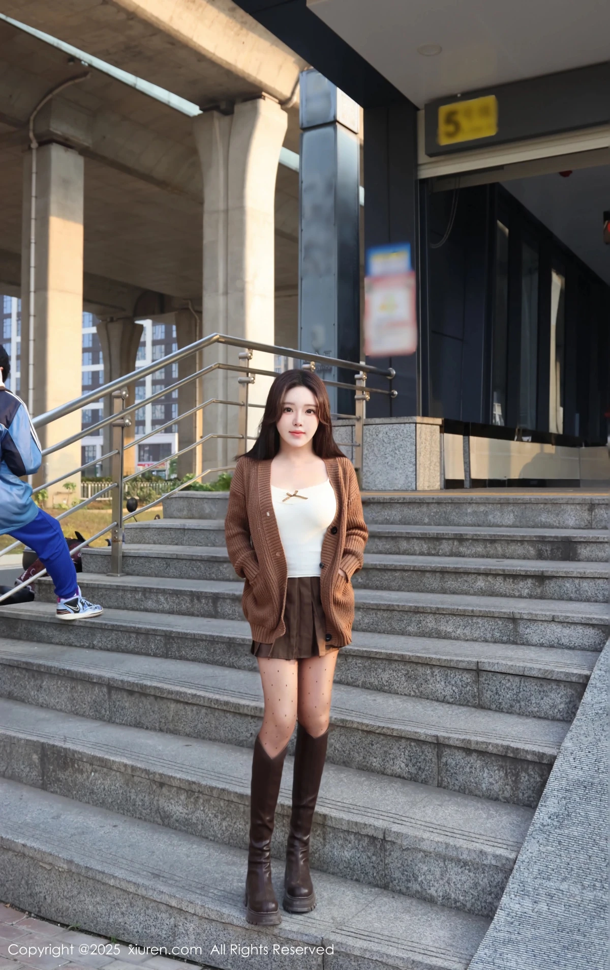 [秀人网] 2025.01.03 No.9708 小薯条nienie#[73P]-9