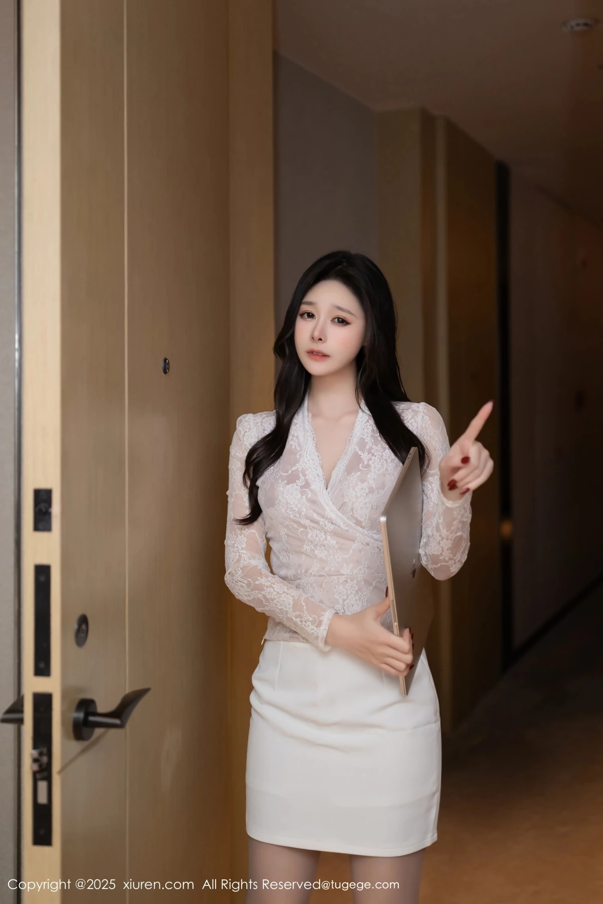 [秀人网] 2025.04.11 No.10143 小逗逗#[81P]-3