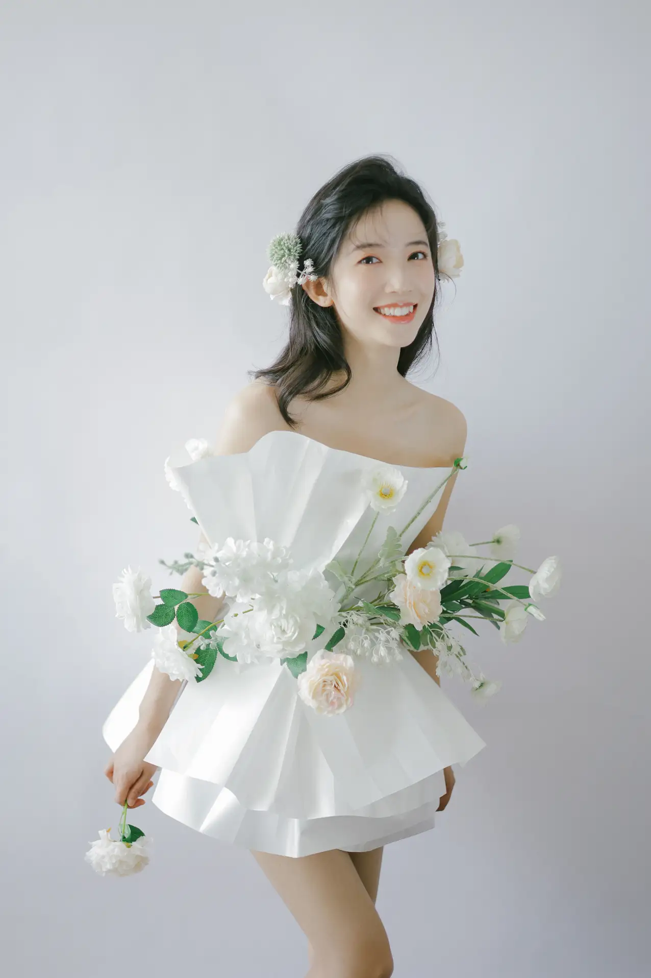 [艺图语] 2022.07.26 Vol.1541 – 花束女孩 一只阿梦崽#[32P]-10