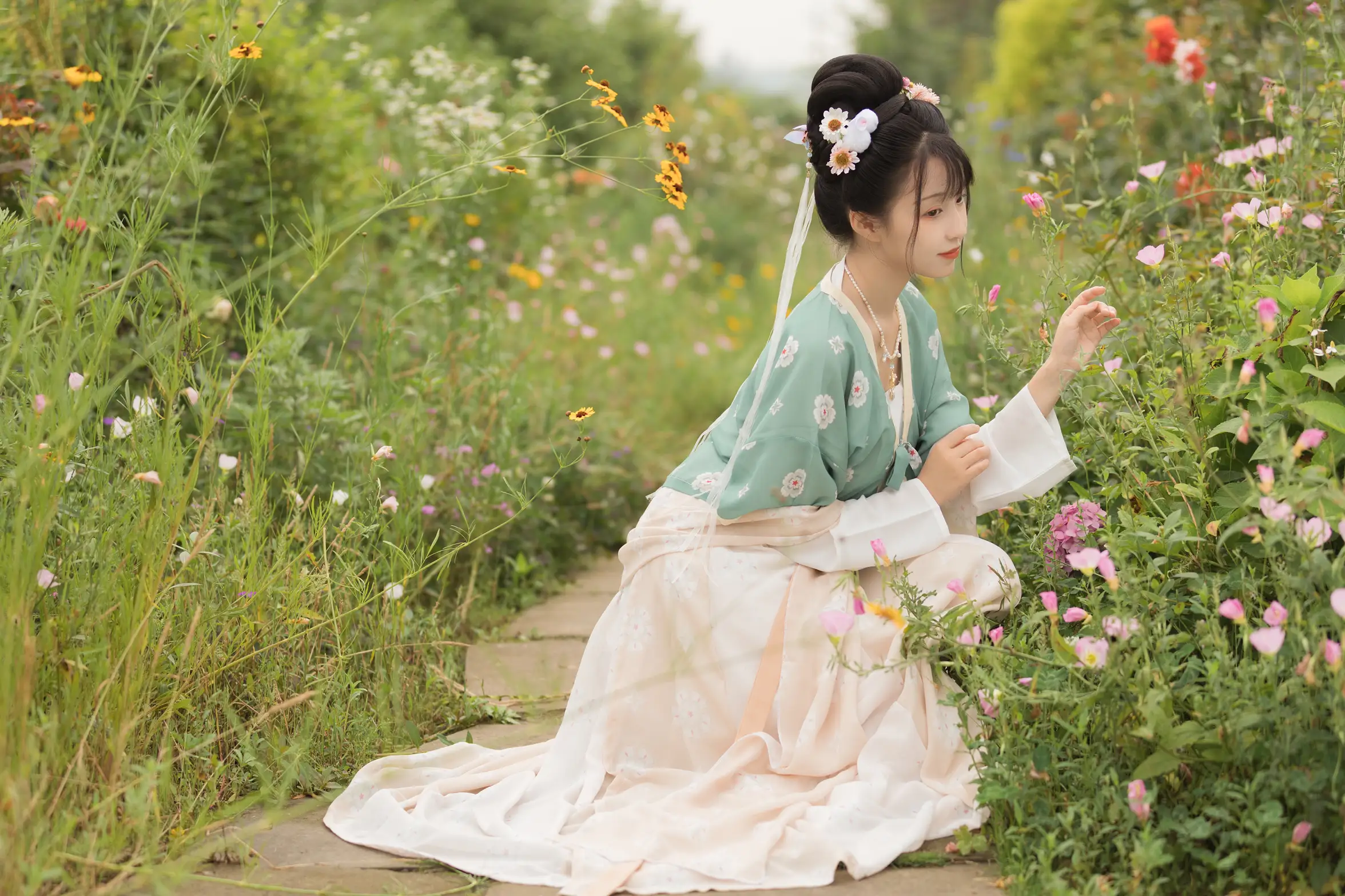 [艺图语] 2021.08.21 Vol.159 – 春日宴 miki小包子#[23P]-7