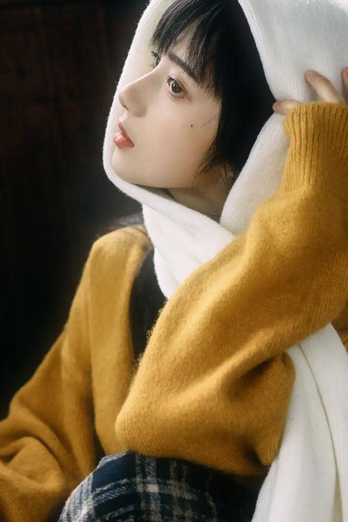 [艺图语] 2021.12.07 Vol.485 – 阴天小木屋 月半了吧#[32P]-7