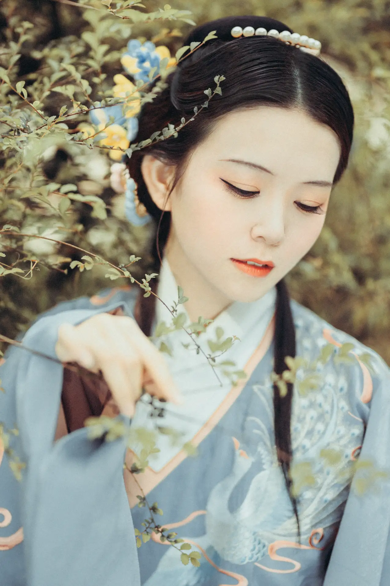 [艺图语] 2021.10.07 Vol.333 – 春思 航子#[24P]-1