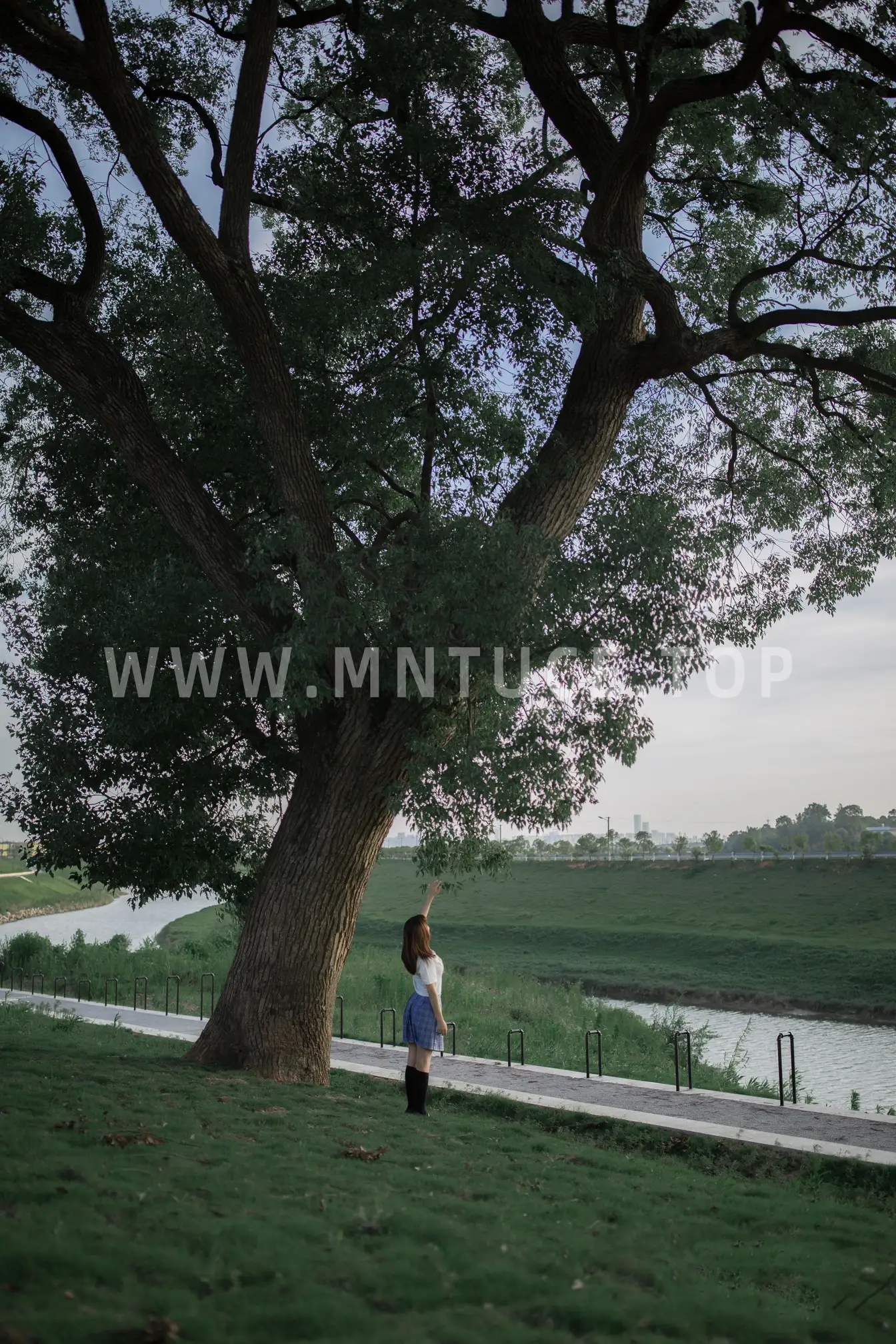 [艺图语] 2022.02.09 Vol.774 – 旅 小可儿#[44P]-10