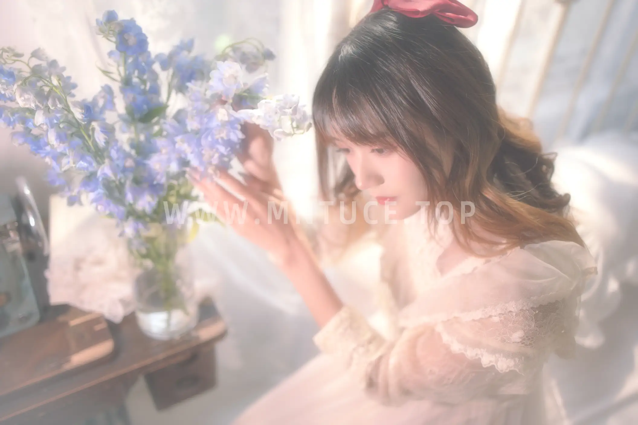 [艺图语] 2022.05.21 Vol.0947 – 蓝风铃 兔子Zzz不吃胡萝卜#[28P]-4