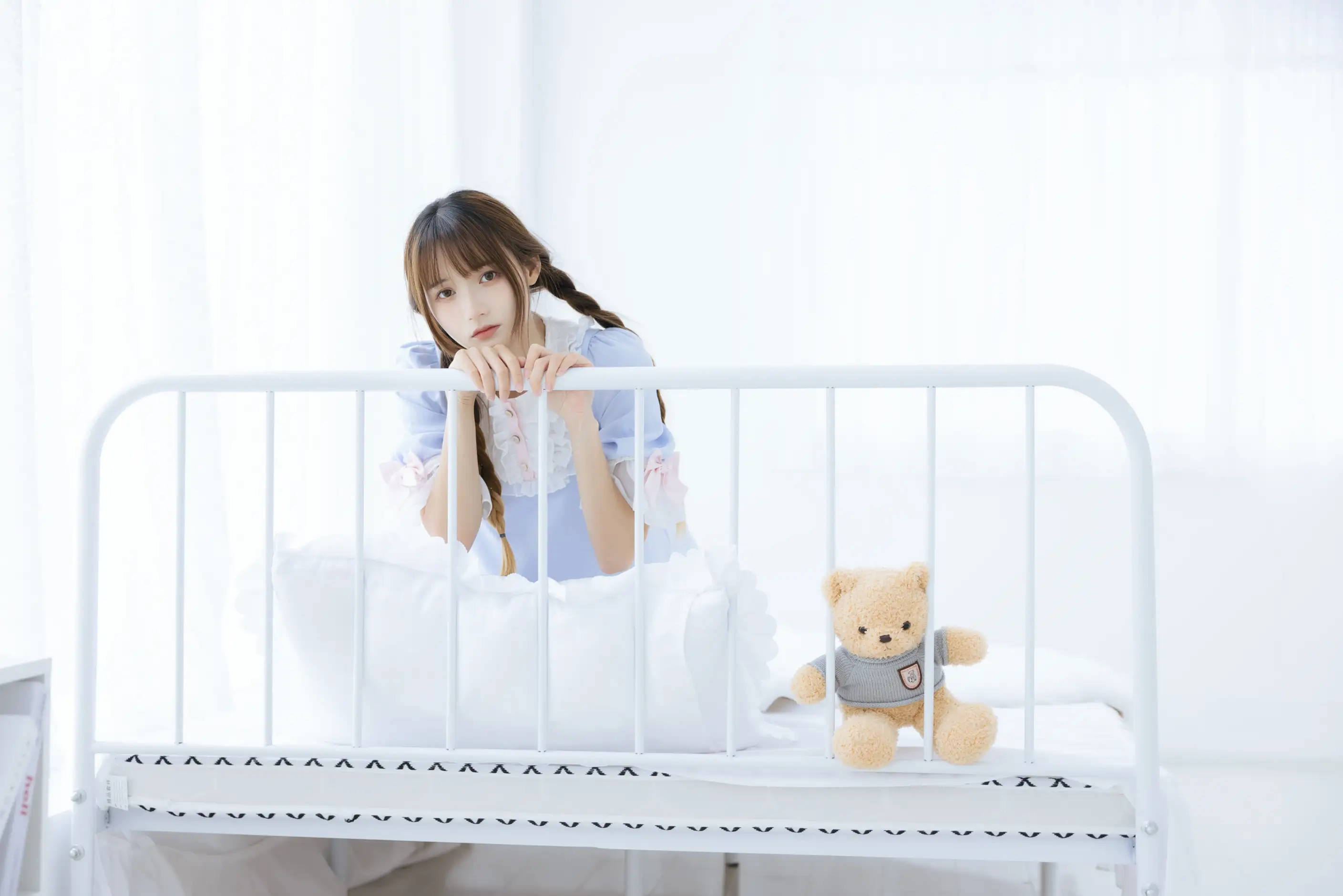 [艺图语] 2022.08.16 Vol.1720 – 夏日甜美 兔子Zzz不吃胡萝卜#[33P]-9